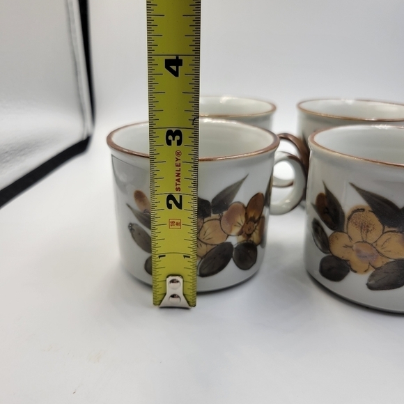 Vintage Handgemalt Floral Stoneware MCM Mugs - set of 4 - Picture 5 of 6